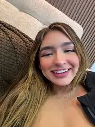 jenn_fit webcam model stream image