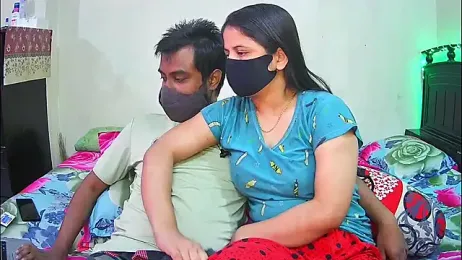 Younger_Couples webcam model stream image