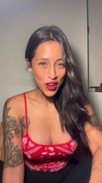 Rih4nnna webcam model stream image