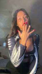Rih4nnna webcam model stream image
