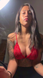 Rih4nnna webcam model stream image