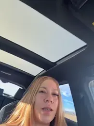 Bigbuttbrooklynn webcam model stream image