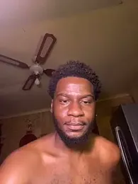 black_Man_dingo webcam model stream image