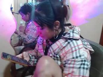 samara_ly webcam model stream image