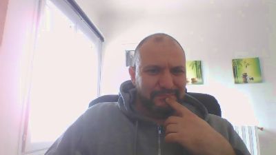 DaddyBearLive webcam model stream image