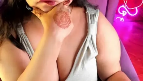 AroohiSehgal webcam model stream image