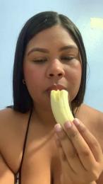 KeyshaRous7 webcam model stream image