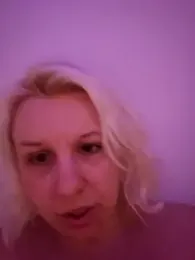 RaisingDaisy webcam model stream image