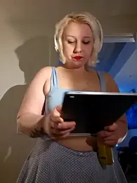 RaisingDaisy webcam model stream image