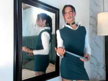 alexa_vandercloude webcam model stream image