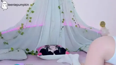 LinaKenny webcam model stream image