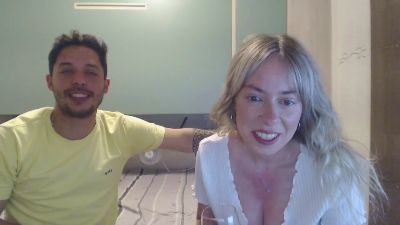 MiaYLeo webcam cam4 model stream image