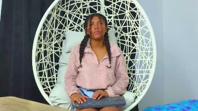 Aisha_glam webcam model stream image