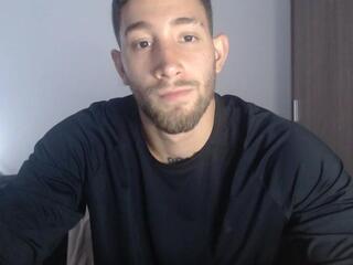 Thiago Thomspons webcam model stream image