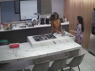 voyeurcam-casa-salsa-kitchen webcam model stream image