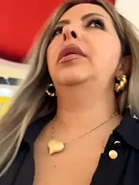 _Abril-Office1 webcam model stream image