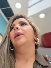 _Abril-Office1 webcam model stream image