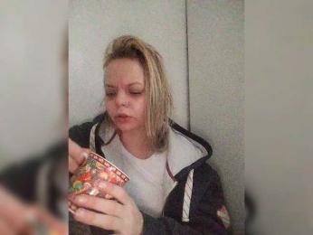 Danilovea webcam model stream image