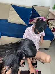your18tinababy webcam model stream image