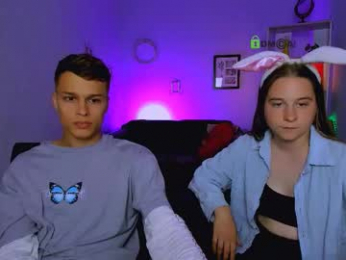 ariel_honey_ webcam model stream image