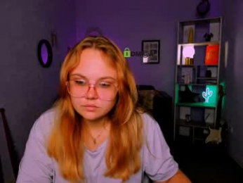 ariel_honey_ webcam model stream image