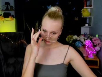 ariel_honey_ webcam model stream image