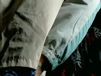 Molotov_Explosive webcam model stream image