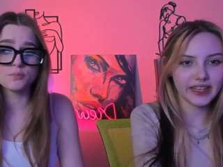 aria-moo webcam camsoda model stream image