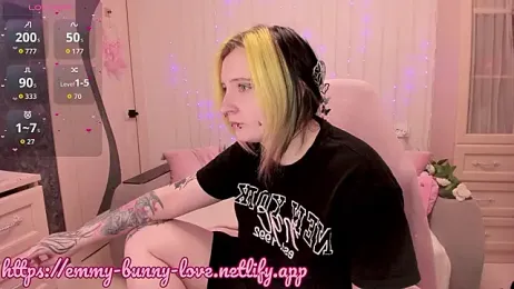 EmmyBunny webcam model stream image
