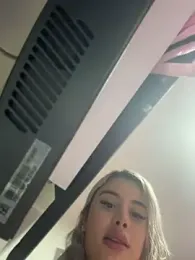 YouCandiSumisa webcam model stream image