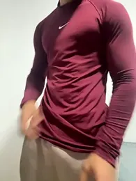 Roberthwhit webcam model stream image