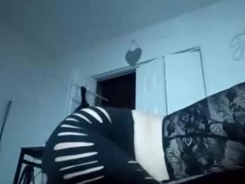 rraineonme webcam model stream image