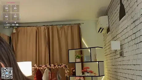 LorinaMaffitt webcam model stream image