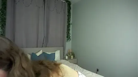 ZeniaBolich webcam model stream image
