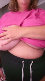 illegalee webcam model stream image