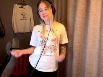 yolondaillovsky webcam model stream image