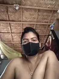 Puja-Bowdi webcam model stream image