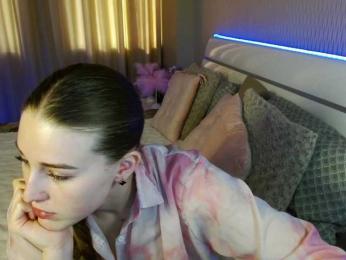 ViolettaCutie webcam model stream image