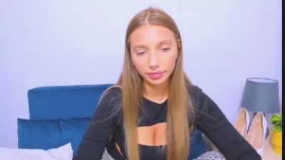 EmmaCharming webcam model stream image