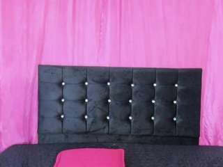 cutenaked-8 webcam model stream image