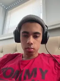 iLoveGirlsOnlyStr8Asf webcam model stream image