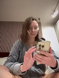 The_Snowwhitee webcam model stream image