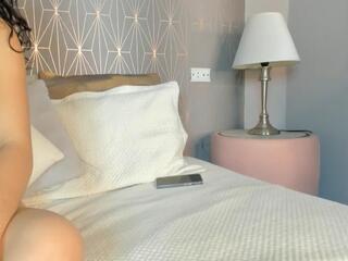 Amber Rosewood webcam model stream image