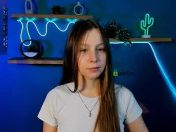 esme_moore_ webcam model stream image