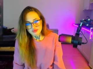 toralove webcam model stream image