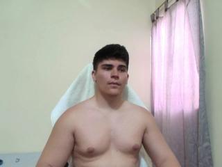 Camiilo Lopez webcam model stream image