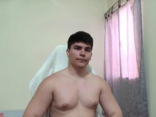 Camiilo Lopez webcam model stream image