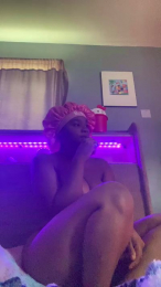 CherryDiamonddd webcam model stream image