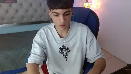 SamBlack_ webcam model stream image