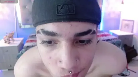 SamBlack_ webcam model stream image